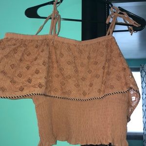 Tie/off the shoulder fitted top